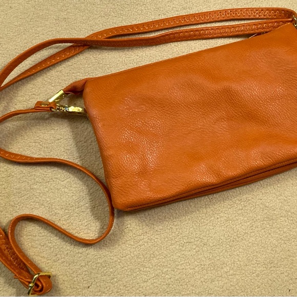 Persimmon orange supple textured leather casual bag with removable strap - Picture 2 of 16